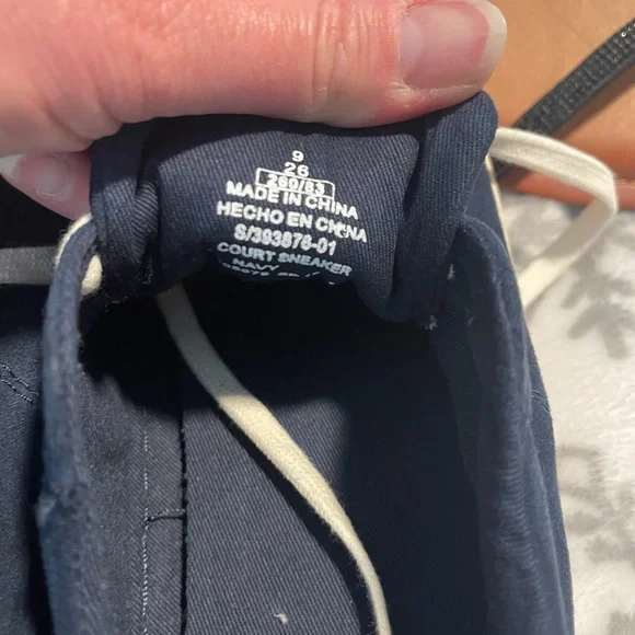 Old navy court shoes- size 9 - Picture 5 of 5